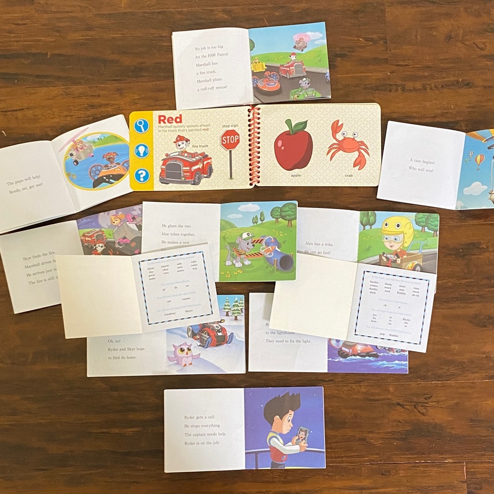 12 Books: PAW Patrol Colors & Numbers & Paw Patrol Step into Reading Set - Picture 10 of 12
